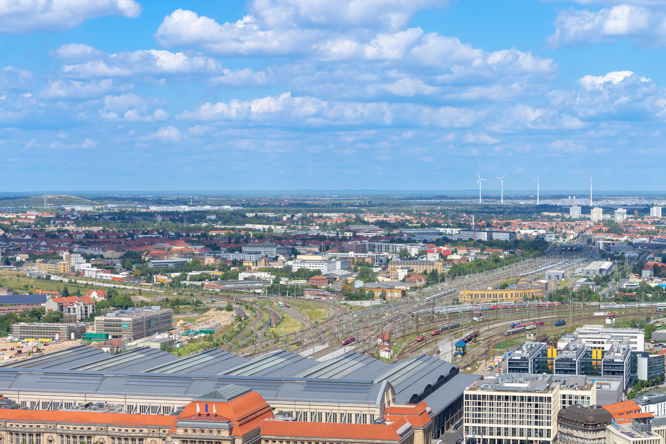 Strengthening Municipal Structures for Climate-Neutral Development: Insights from Leipzig